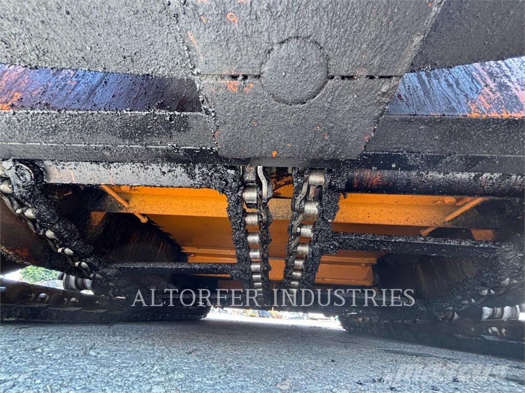 LeeBoy 8816 Strassenfertiger