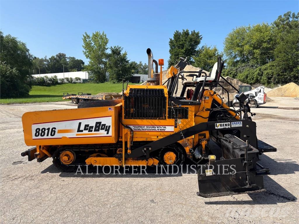 LeeBoy 8816 Strassenfertiger