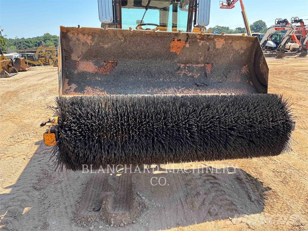 LeeBoy NV55 Construction - Others