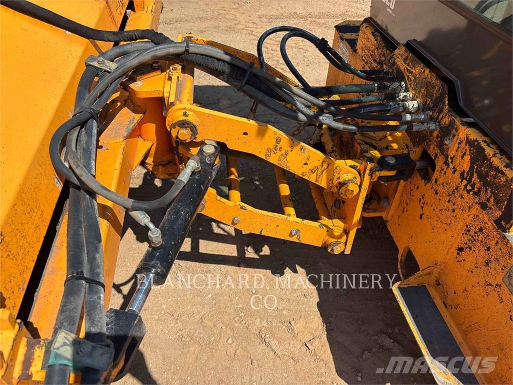 LeeBoy NV55 Construction - Others