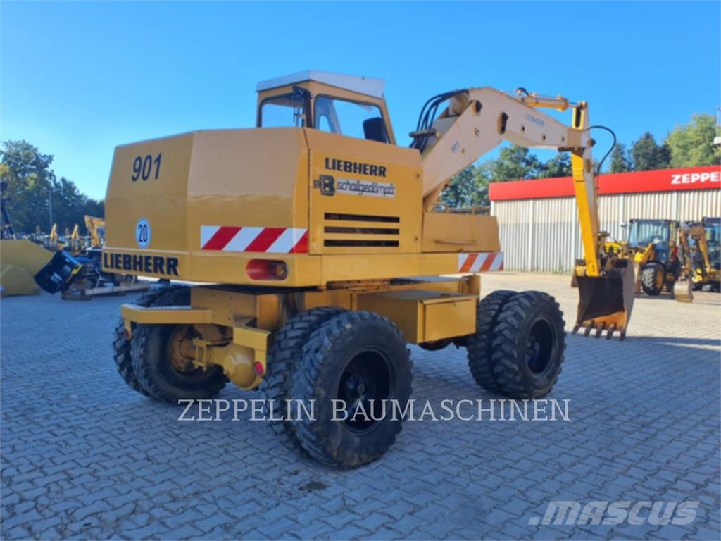 Liebherr A901 Pyöräkaivukoneet