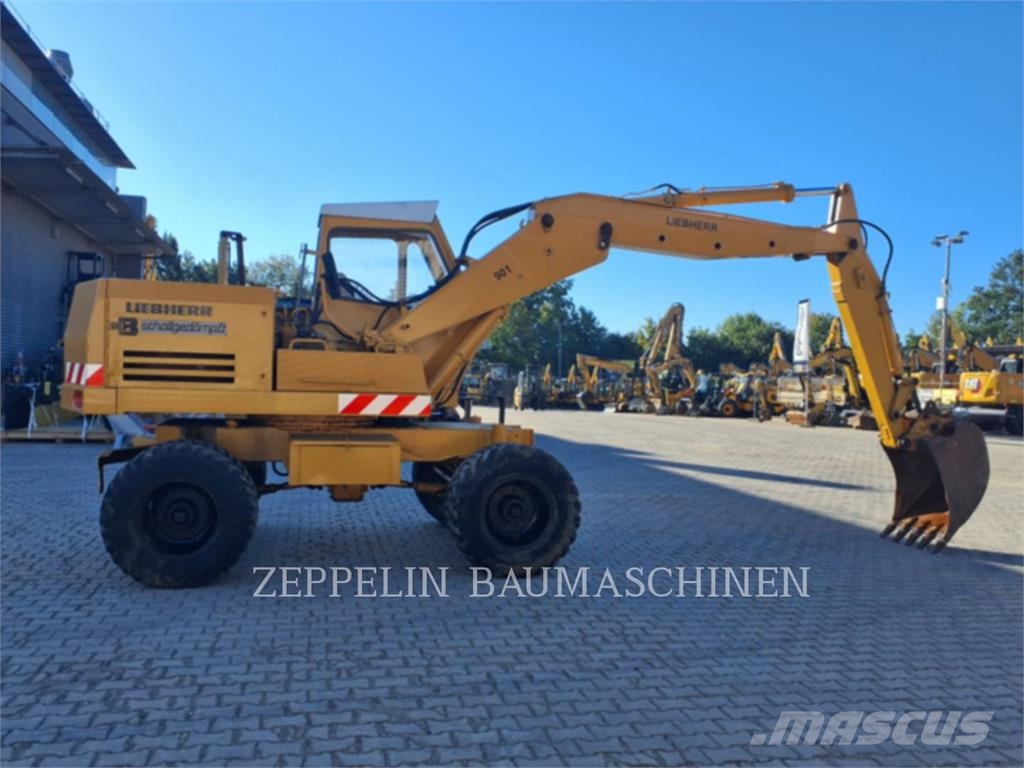 Liebherr A901 Pyöräkaivukoneet