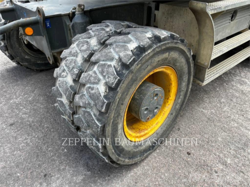 Liebherr A920 Колёсные экскаваторы