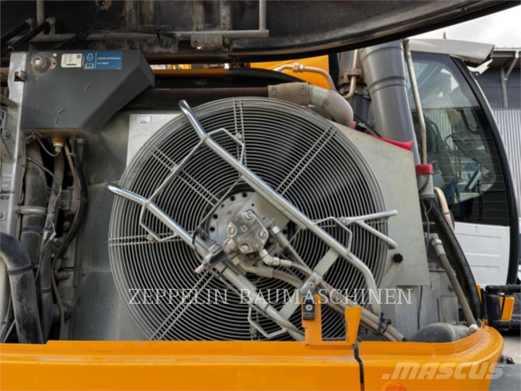 Liebherr A920 Колёсные экскаваторы