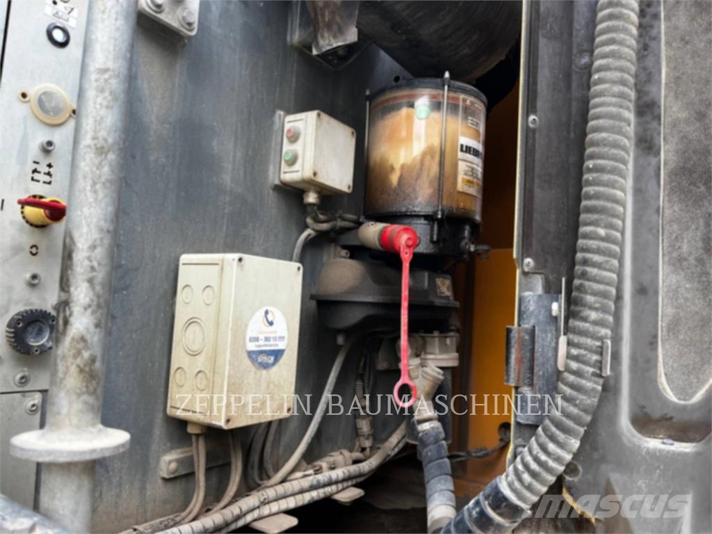 Liebherr A920 Колёсные экскаваторы