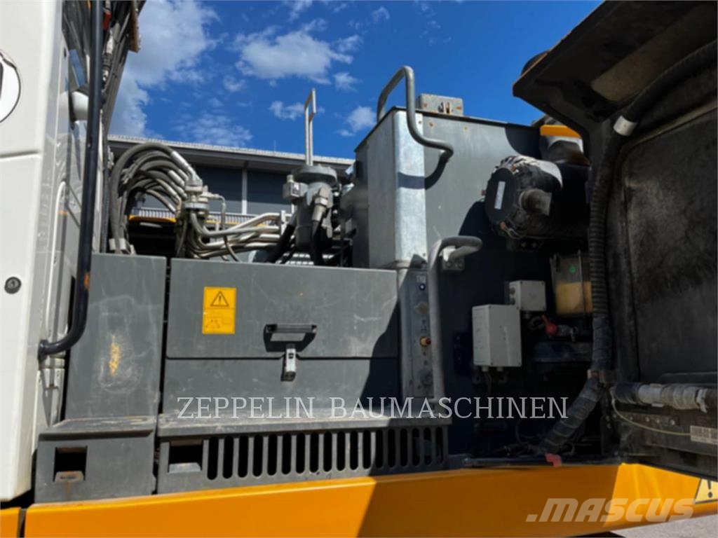 Liebherr A920 Колёсные экскаваторы