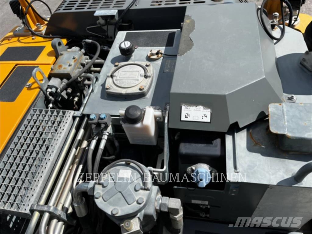 Liebherr A920 Колёсные экскаваторы