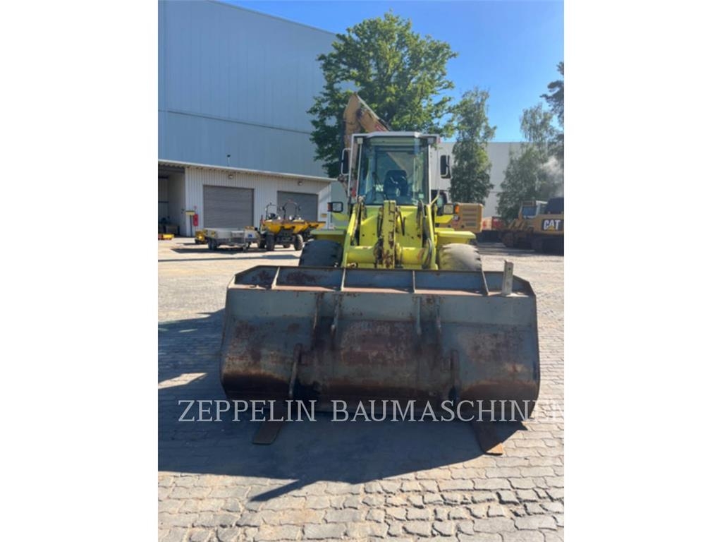 Liebherr L522 Iekrāvēji uz riteņiem