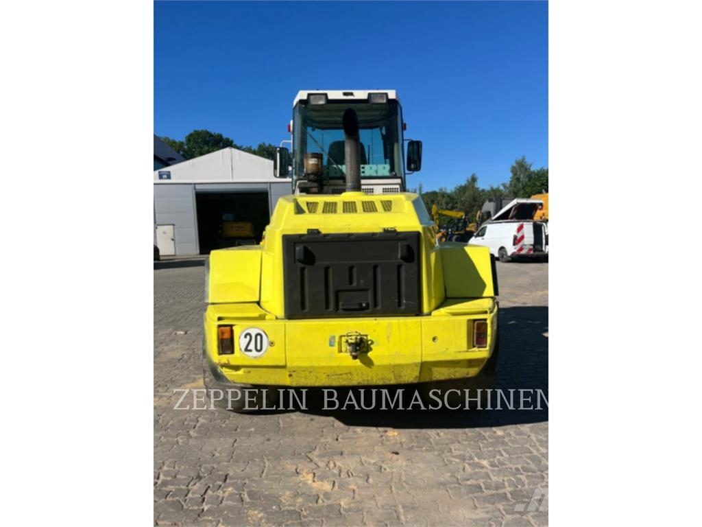 Liebherr L522 Iekrāvēji uz riteņiem
