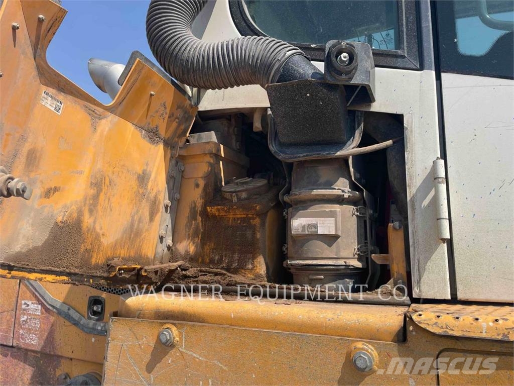 Liebherr LR 636 Pale cingolate