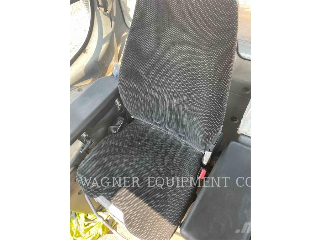 Liebherr LR 636 Pale cingolate