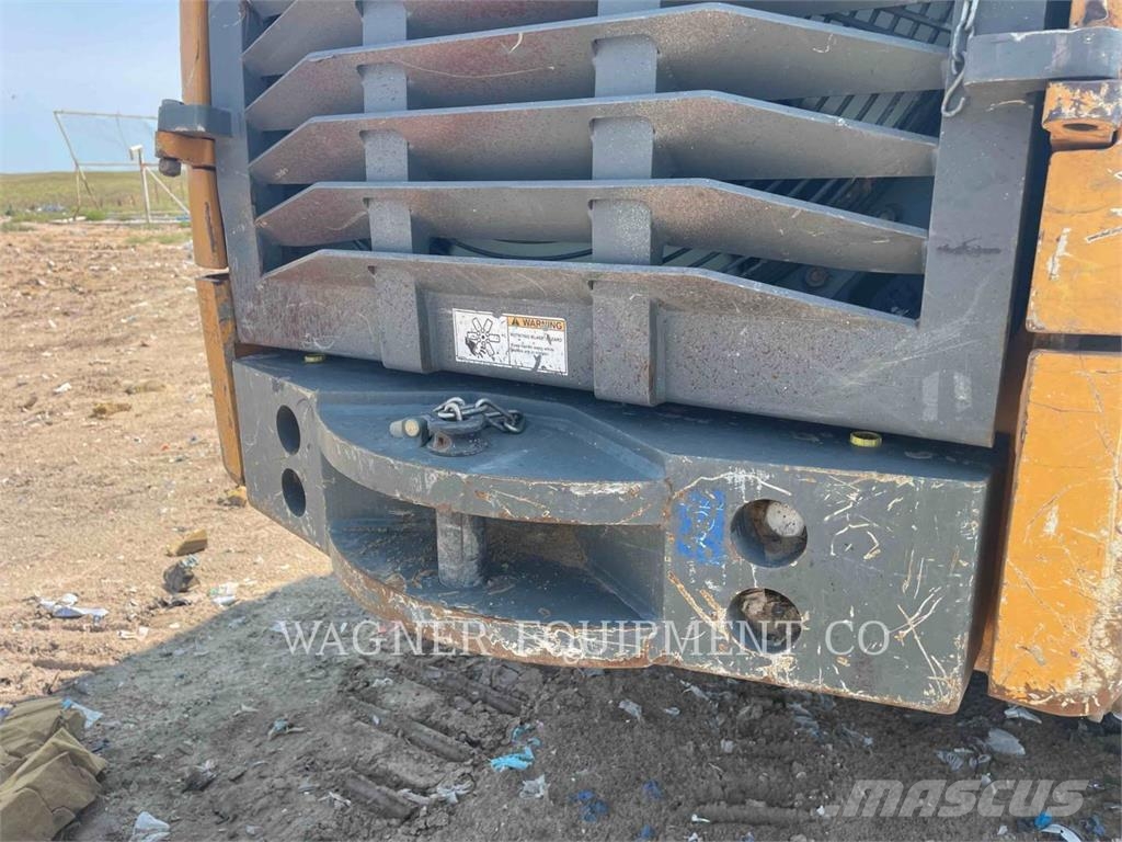 Liebherr LR 636 Pale cingolate