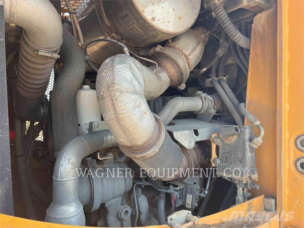 Liebherr LR 636 Pale cingolate
