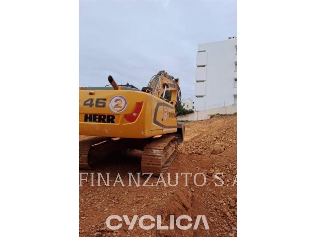 Liebherr R946 Escavadeiras de esteiras