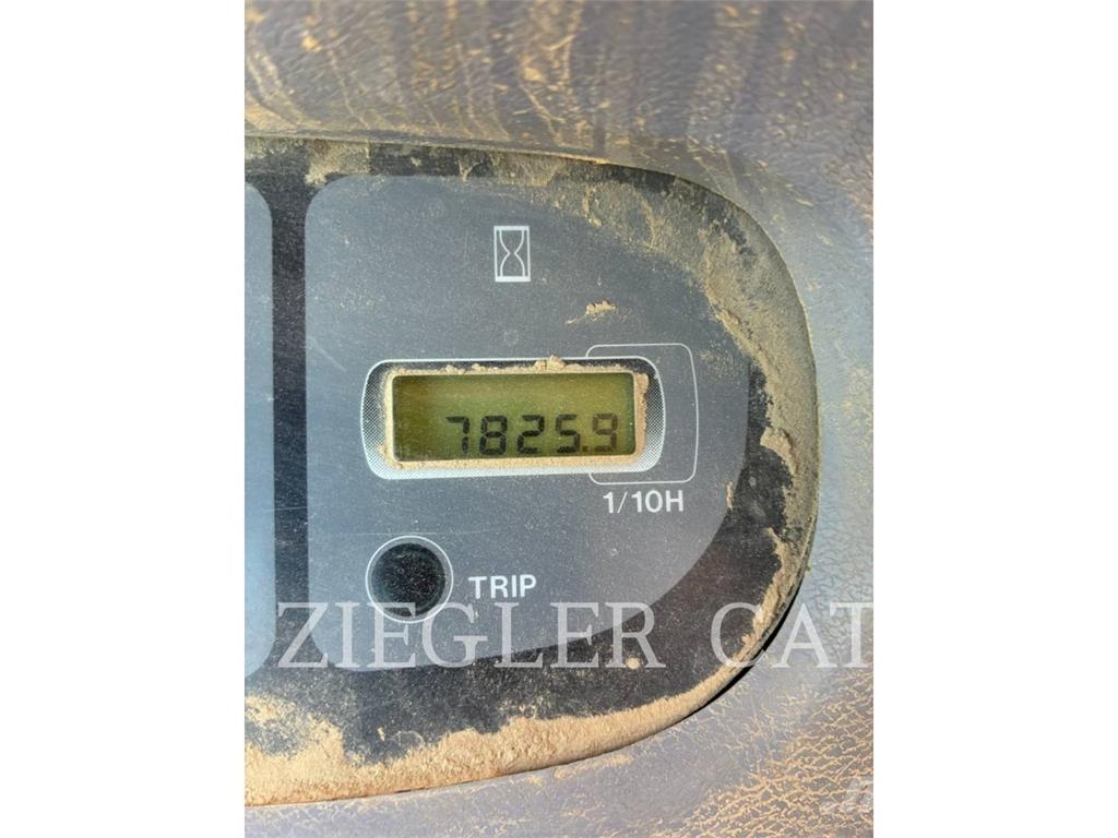 Link-Belt CONSTRUCTION 240 LX PARTS UNIT Vikšriniai ekskavatoriai