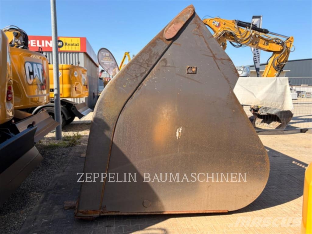 LRT GMBH HOCHKIPPSCHAUFEL Kašike / Korpe