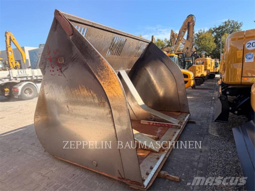 LRT GMBH HOCHKIPPSCHAUFEL Kašike / Korpe