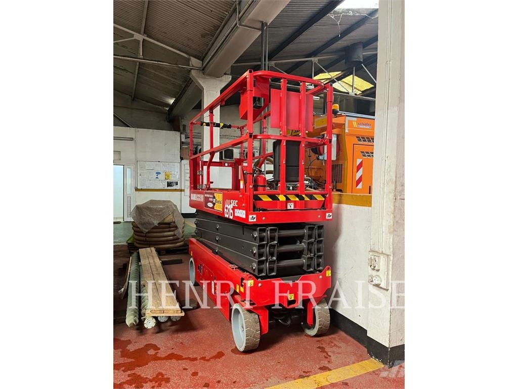 Manitou BF S.A. 100SEC Škarjaste dvižne ploščadi