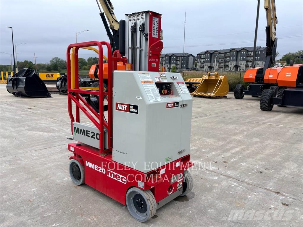  MAYVILLE ENGINEERING COMPANY (MEC) MME20 Plataformas tijera