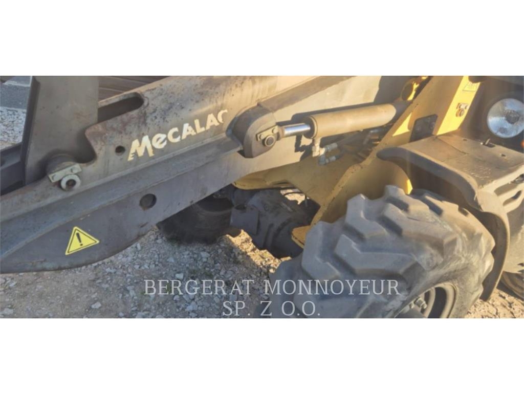 Mecalac AX700 Φορτωτές με λάστιχα (Τροχοφόροι)