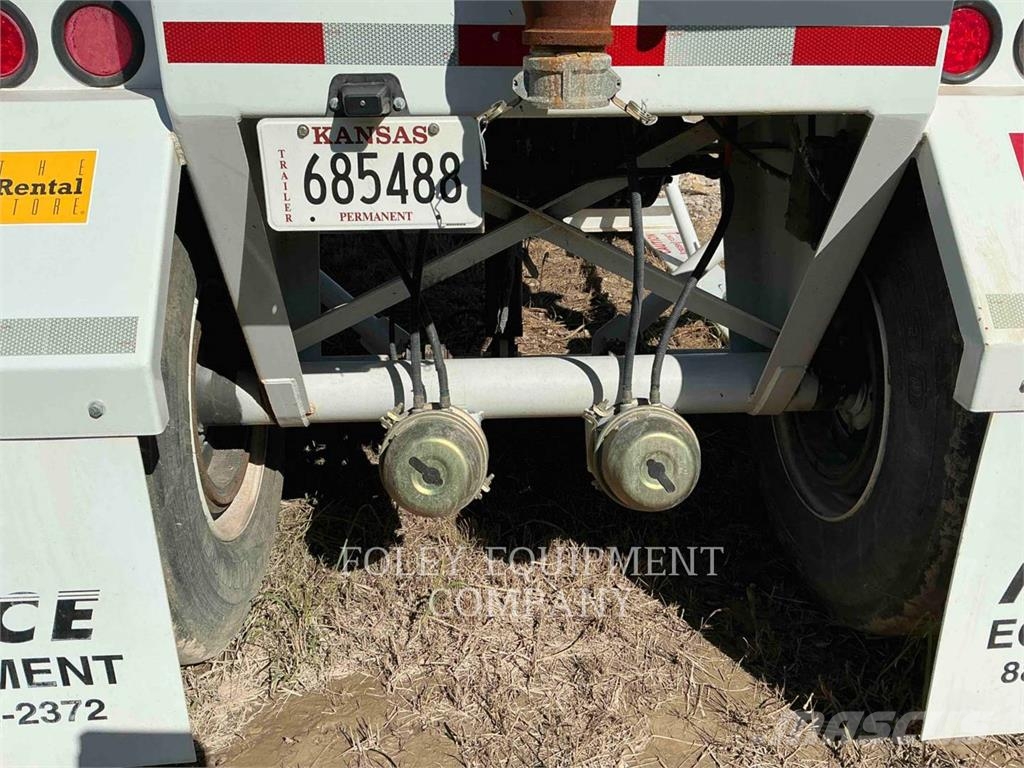  MISCELLANEOUS MFGRS WATERTR12K Tankbilar