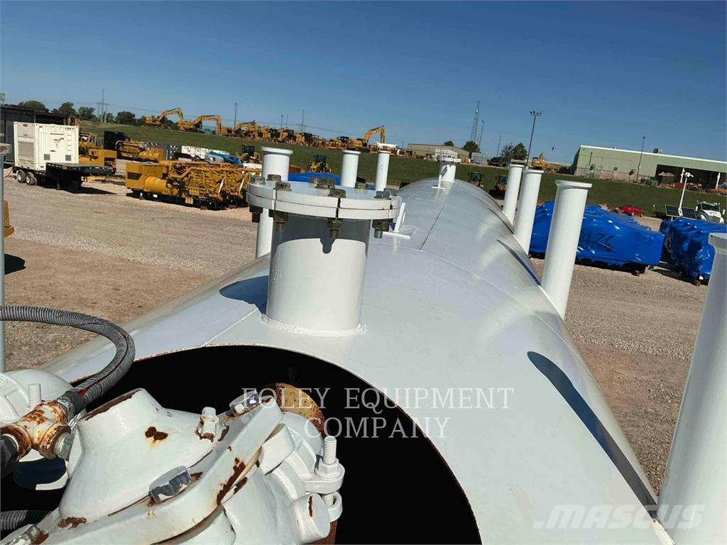  MISCELLANEOUS MFGRS WATERTR12K Tankbilar
