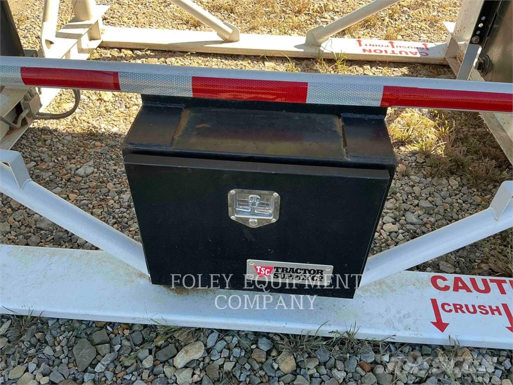  MISCELLANEOUS MFGRS WATERTR12K Tankbilar