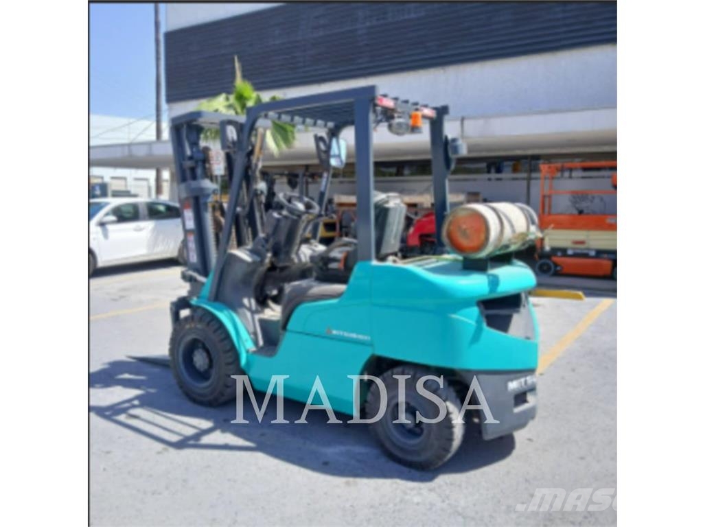 Mitsubishi FG30N Інше