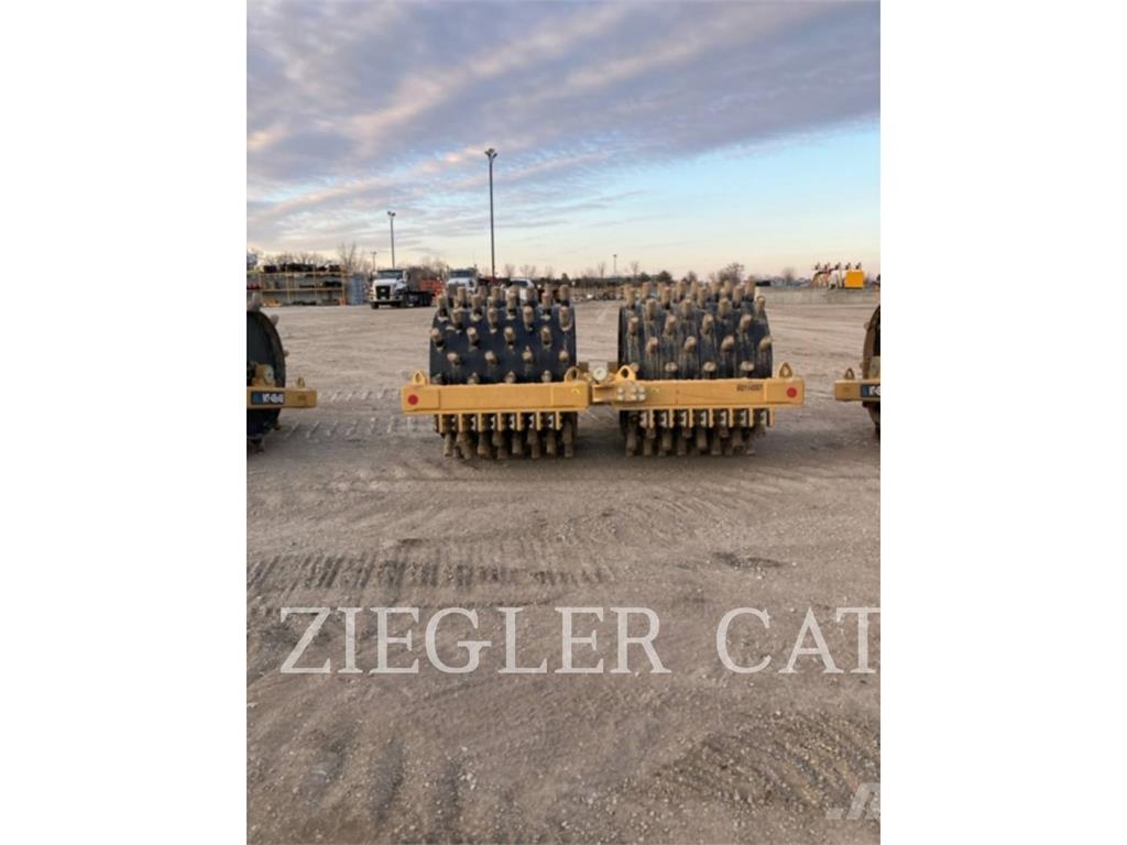 Mobile Track Solutions MT48X48 ضاغطات التربة
