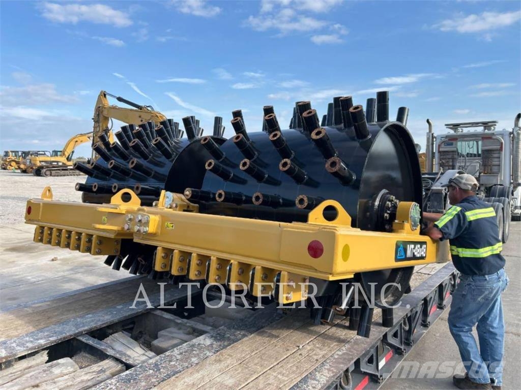 Mobile Track Solutions MTS 48X48 Towed vibratory rollers