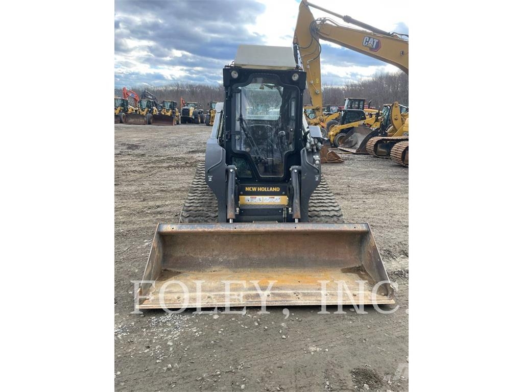 New Holland C238 Kāpurķēžu iekrāvēji