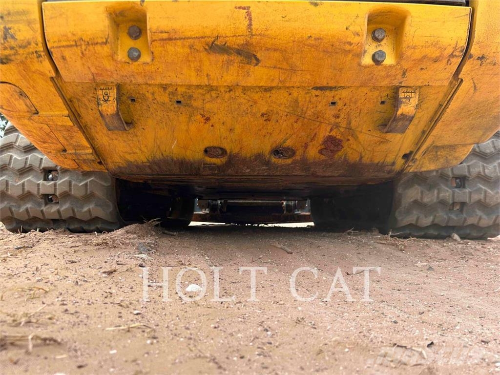 New Holland C337 Telakuormaajat