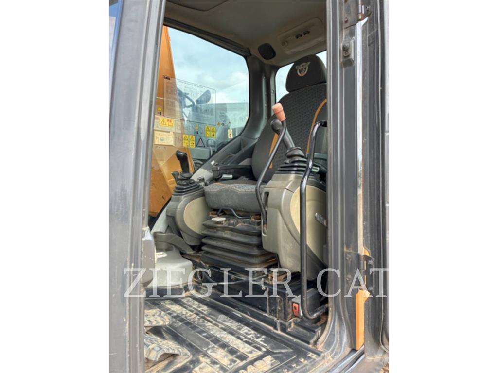 New Holland CX145DSR Rupsgraafmachines