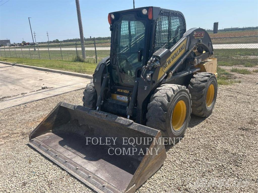 New Holland L230 Kompaktlader