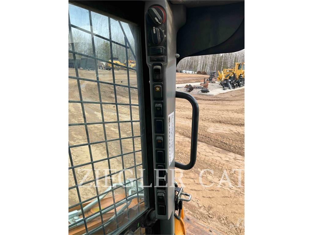 New Holland SR210 Minicargadoras