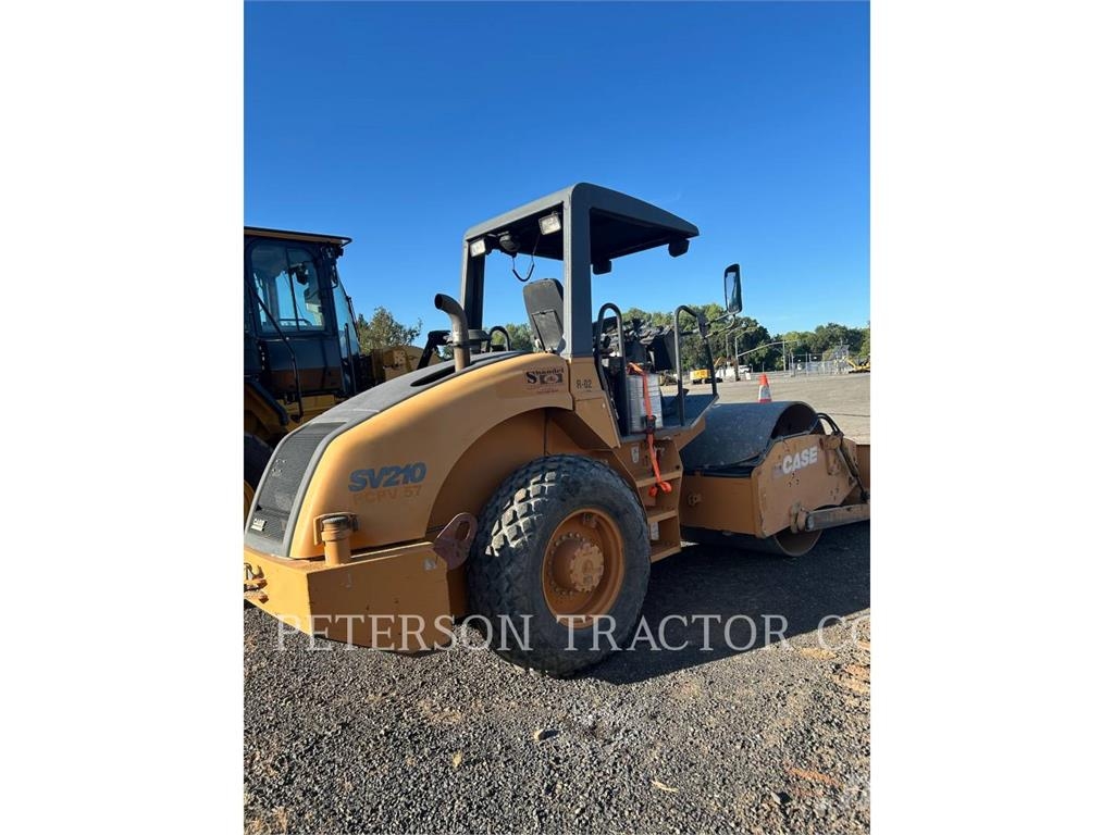 New Holland SV210 Asfaltudlæggere