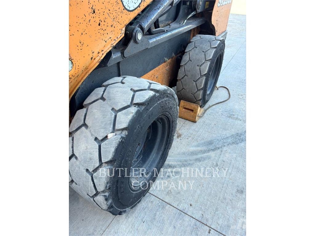 New Holland SV280B Kompaktlader