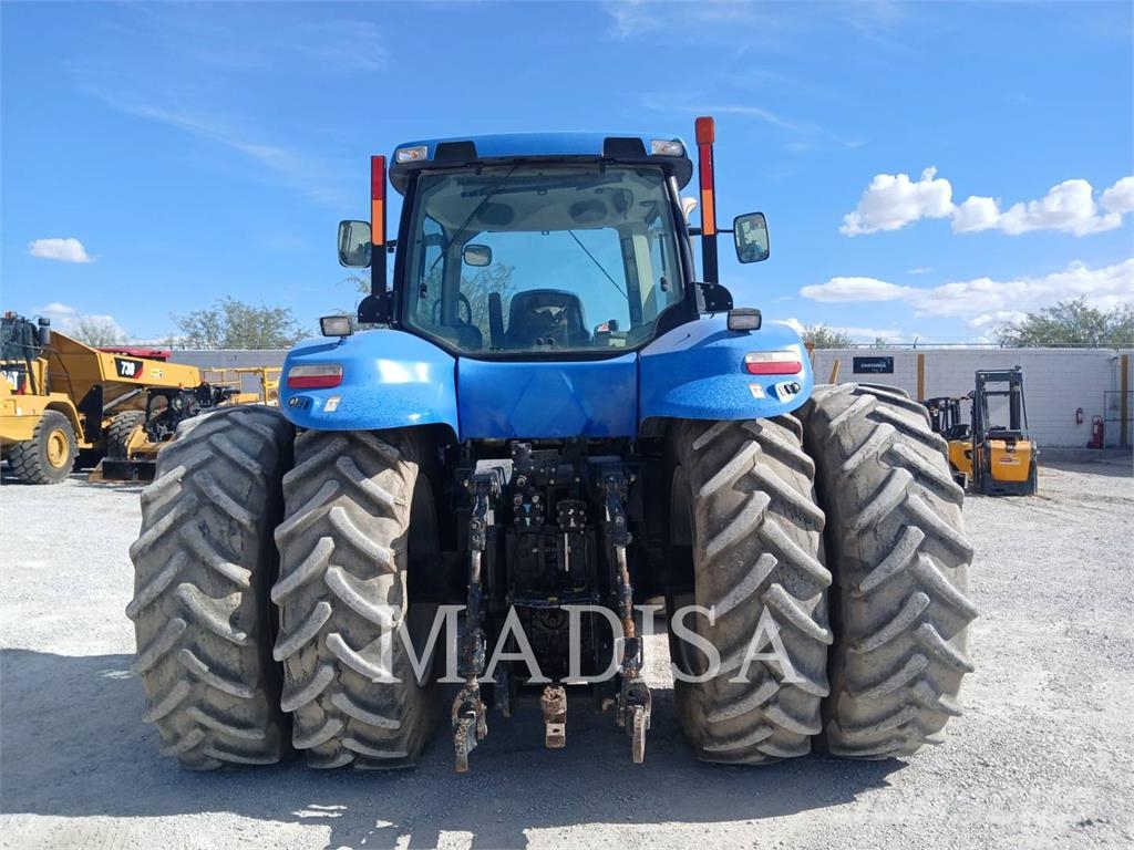 New Holland T8030 Trattori