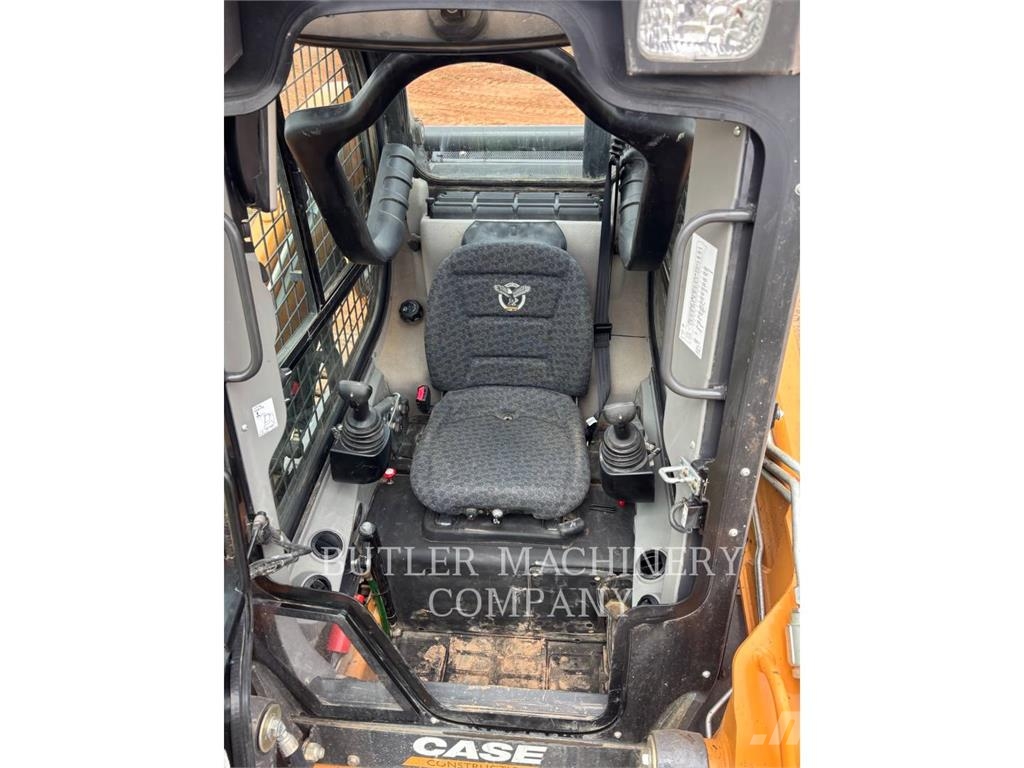 New Holland TV370B Telakuormaajat