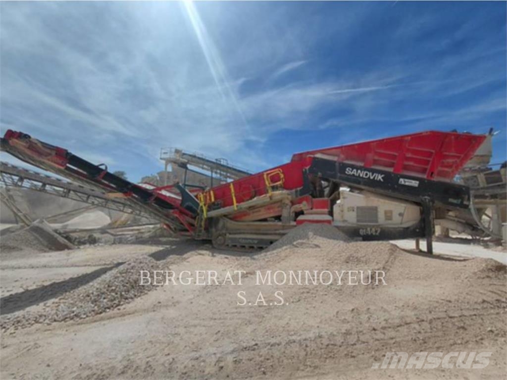 Sandvik MINING & CONSTRUCTION QE442 Crushers