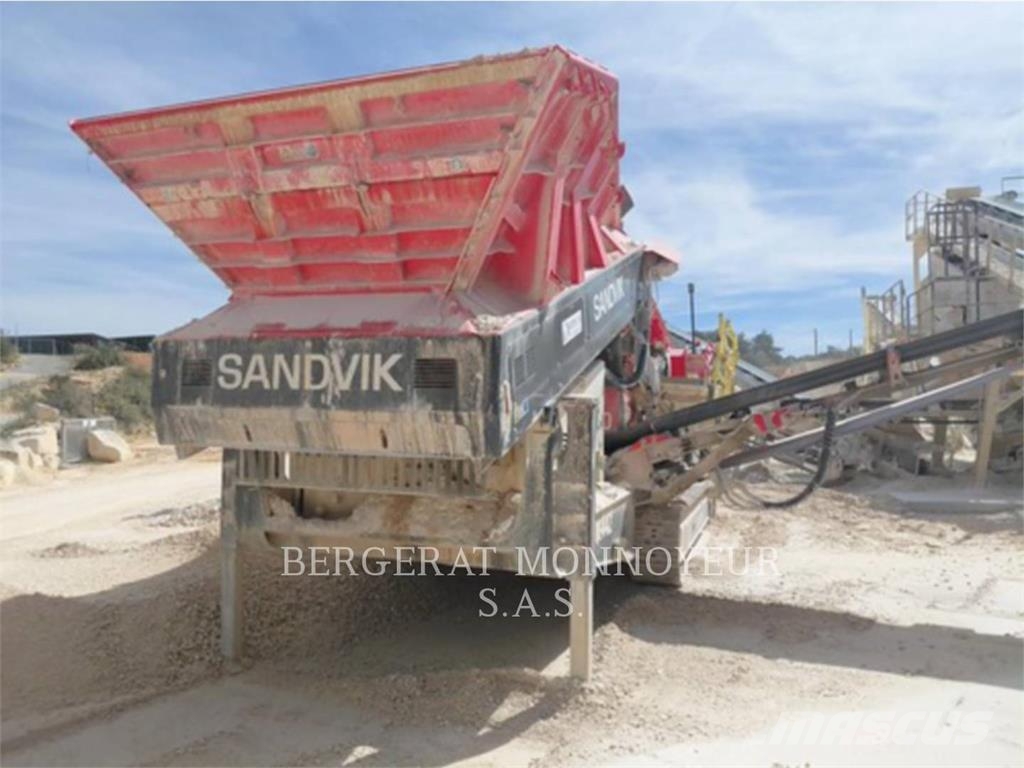 Sandvik MINING & CONSTRUCTION QE442 Crushers