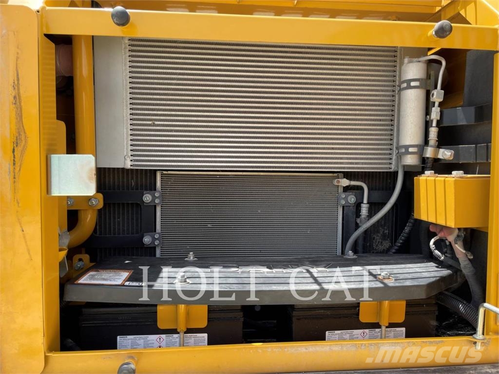 Sany HEAVY INDUSTRY PRODUCTS SY215C9C5KL Pásová rýpadla