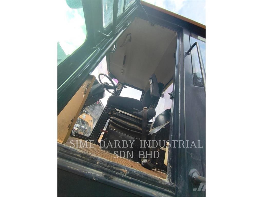 SEM CO. LTD SEM 522 Compactadoras de suelo