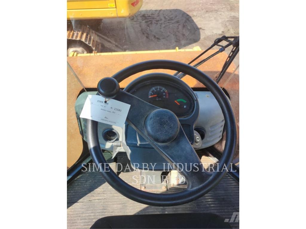 SEM CO. LTD SEM 522 Compactadoras de suelo