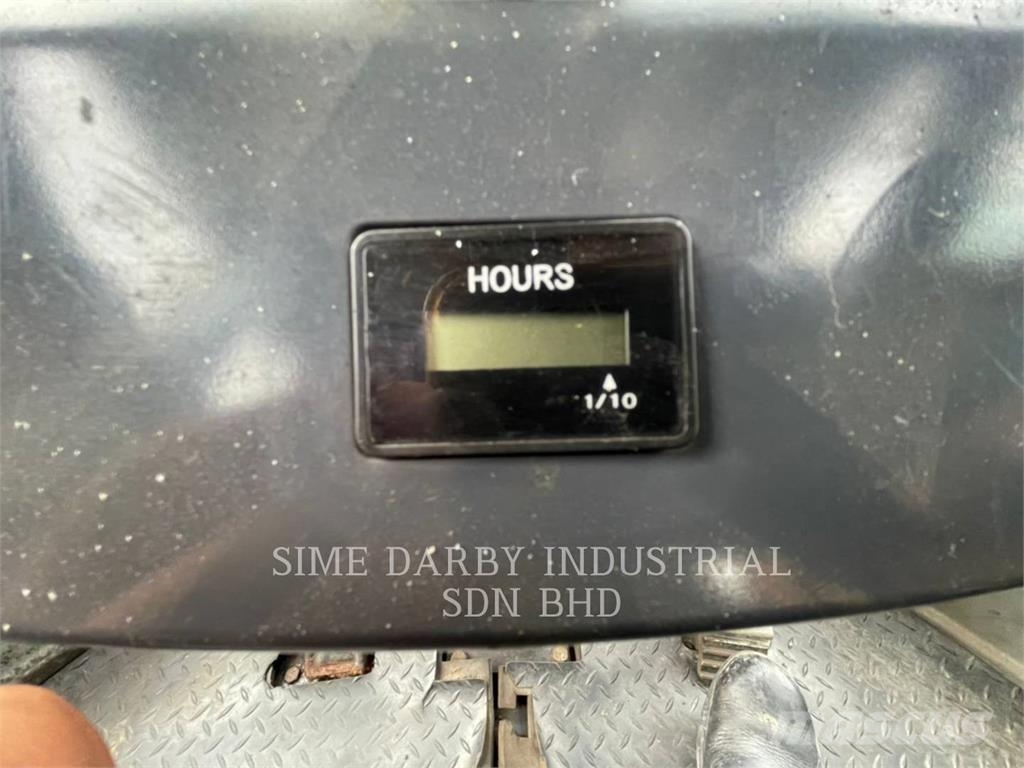SEM CO. LTD SEM 658C لوادر بعجل