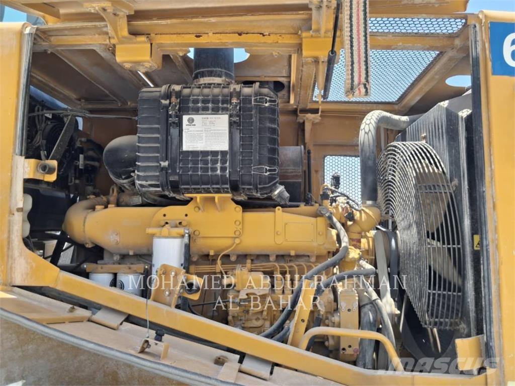 SEM MACHINERY SEM655D Carregadeiras de rodas