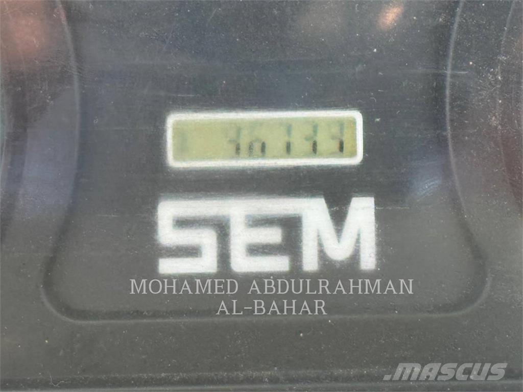 SEM MACHINERY SEM655D Kolové nakladače