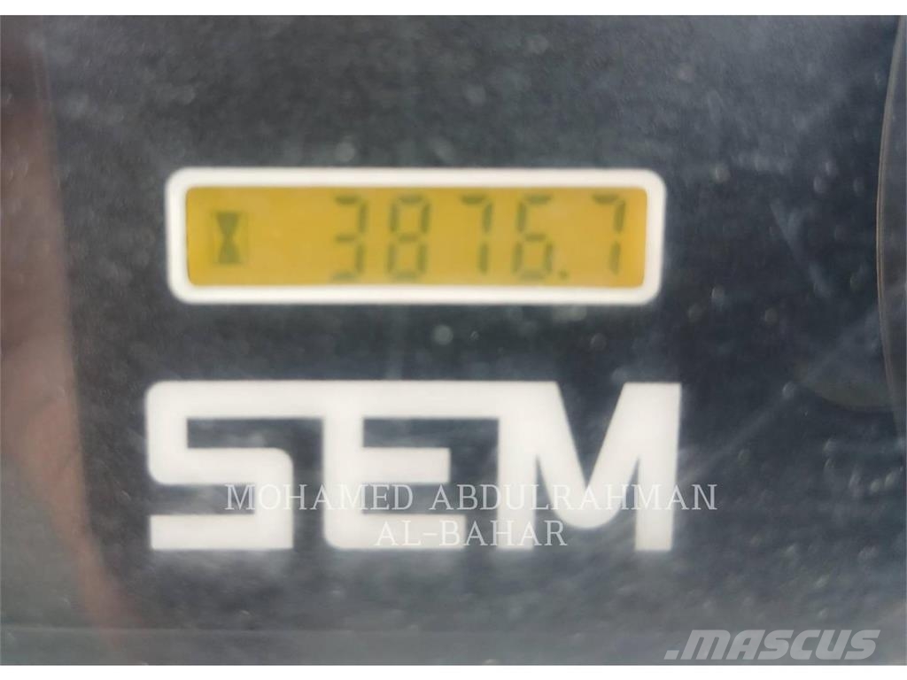 SEM MACHINERY SEM660D Pás carregadoras de rodas