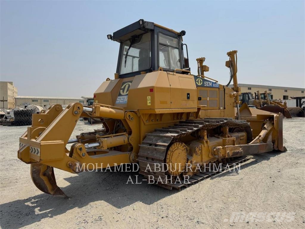 SEM MACHINERY SEM822D بلدوزرات مجنزرة