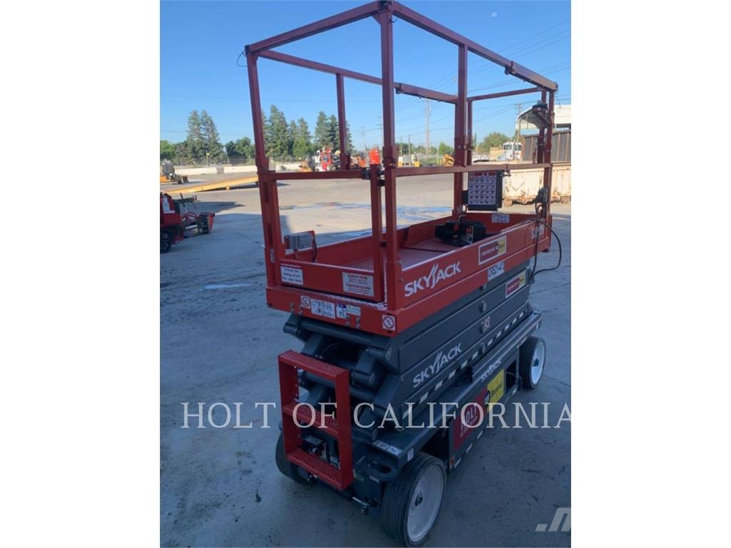 Skyjack SCISSOR26N Scissor lifts